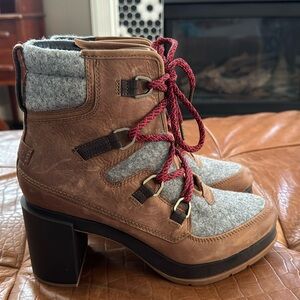 Sorel boots women’s size 10